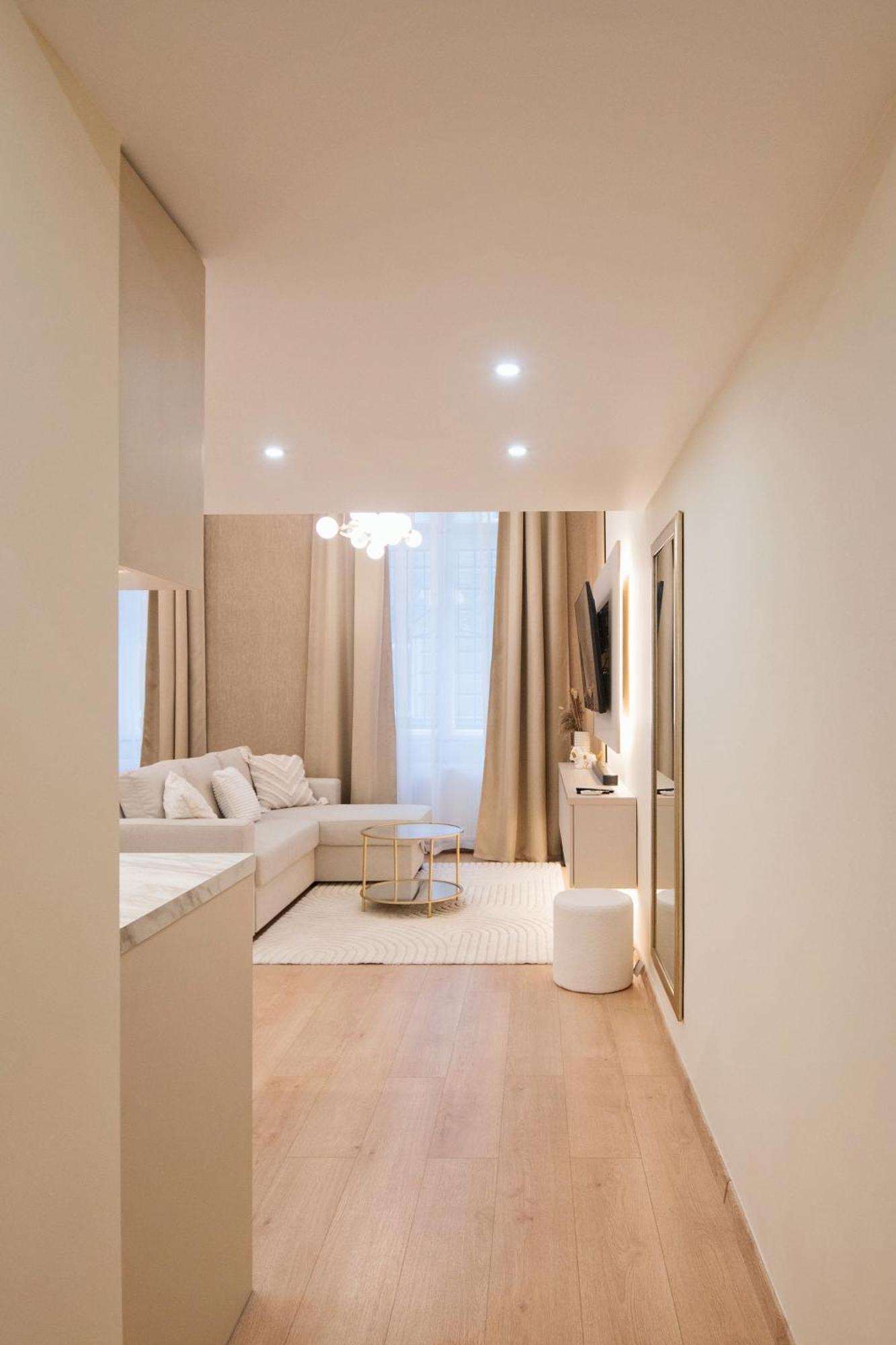 Hubner Apartment บูดาเปสต์ ภายนอก รูปภาพ