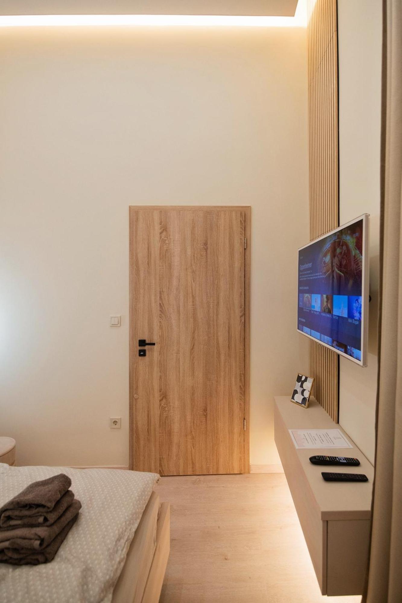 Hubner Apartment บูดาเปสต์ ภายนอก รูปภาพ