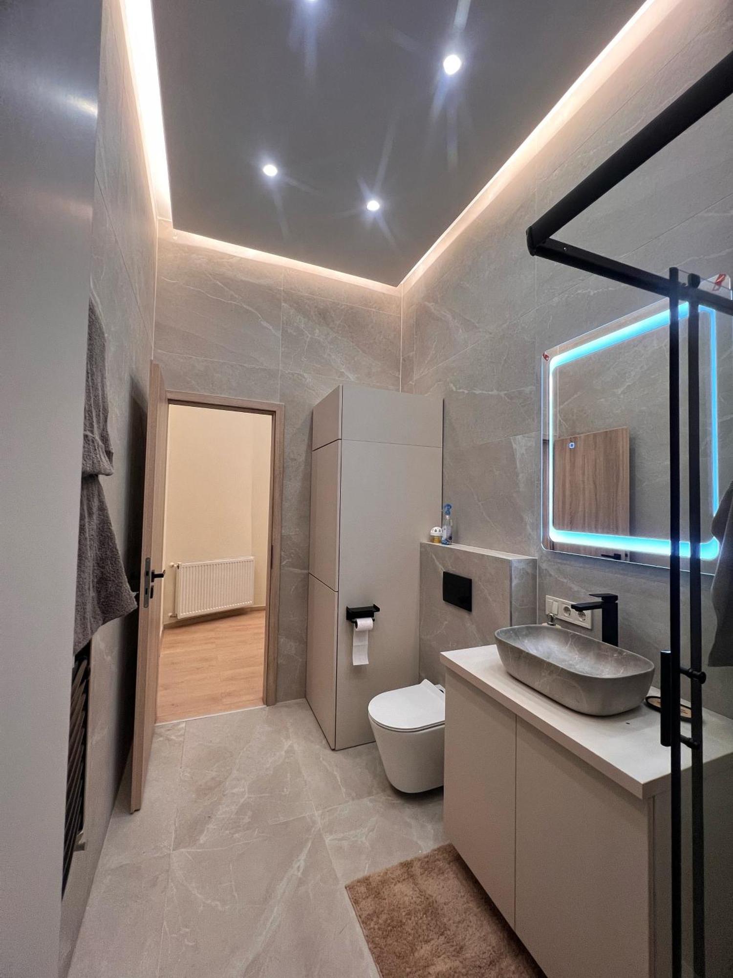 Hubner Apartment บูดาเปสต์ ภายนอก รูปภาพ